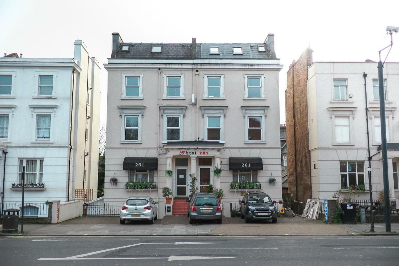 Hotel 261 London Bagian luar foto