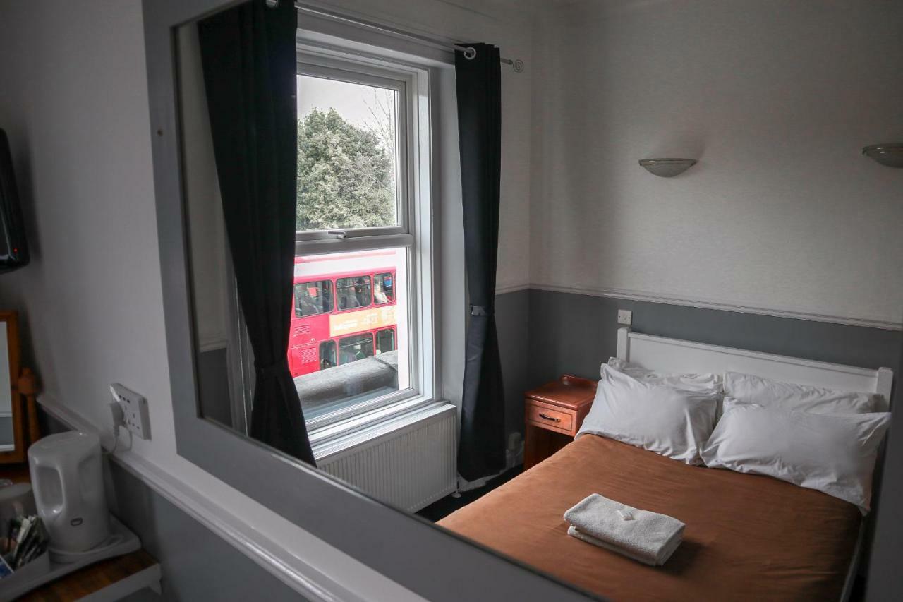 Hotel 261 London Bagian luar foto