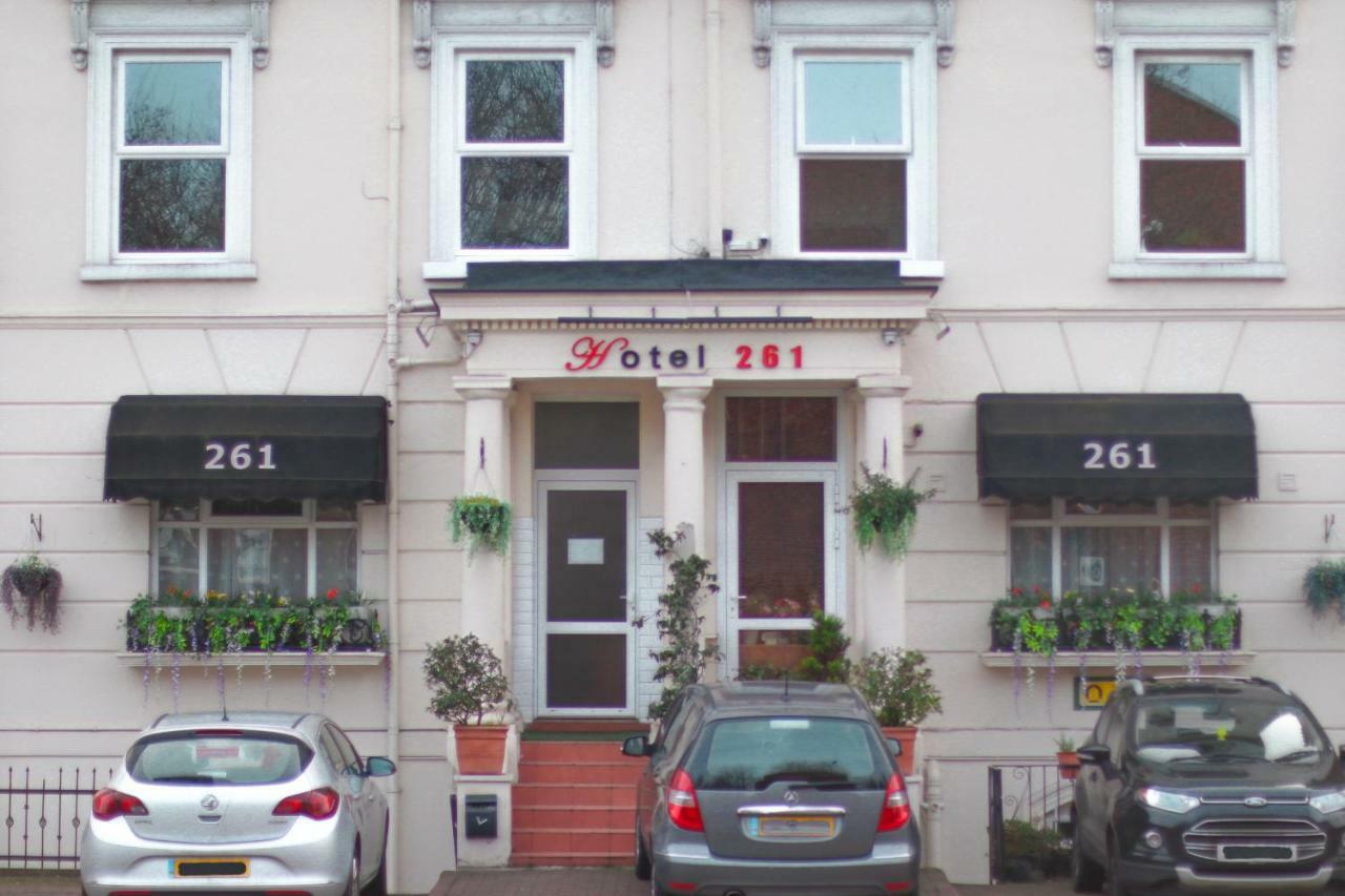 Hotel 261 London Bagian luar foto